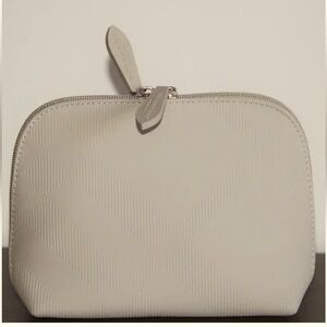 Burberry Beauty Pouch Travel Bag Makeup Cosmetic NWOT